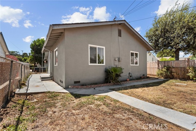 2508 El Paseo, Alhambra CA: https://media.crmls.org/medias/937f4b14-0b46-4006-87aa-6762c315fbe1.jpg