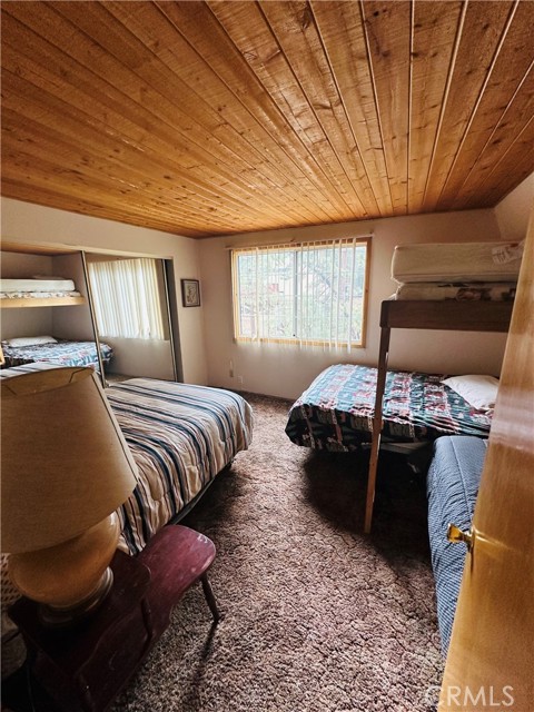 Detail Gallery Image 10 of 16 For 610 Holmes, Sugarloaf,  CA 92386 - 2 Beds | 1/1 Baths