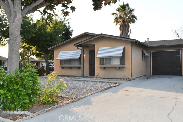 Detail Gallery Image 1 of 50 For 1956 Calle Arboleda, Hemet,  CA 92545 - 2 Beds | 1 Baths
