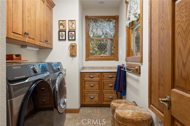 Detail Gallery Image 19 of 56 For 5005 Schott Rd, Forest Ranch,  CA 95942 - 4 Beds | 3 Baths