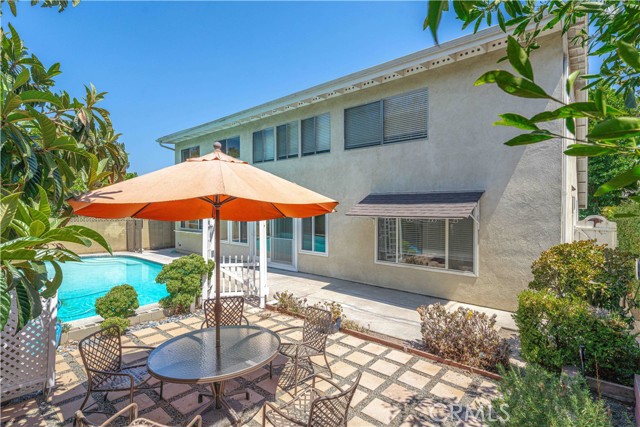 5212 Chablis Circle, Irvine CA: https://media.crmls.org/medias/9380ee18-c0aa-4ded-bcaa-59b0d18d4705.jpg