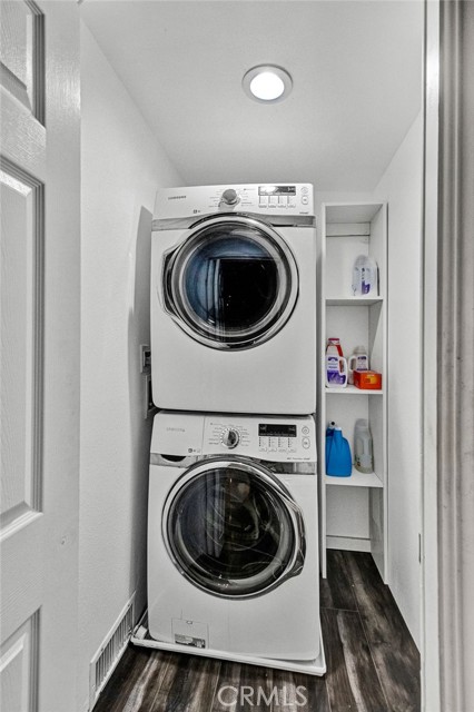 2903 E Collyer Lane, Anaheim CA: https://media.crmls.org/medias/93817d44-ddba-4a1f-8151-b658f05616eb.jpg