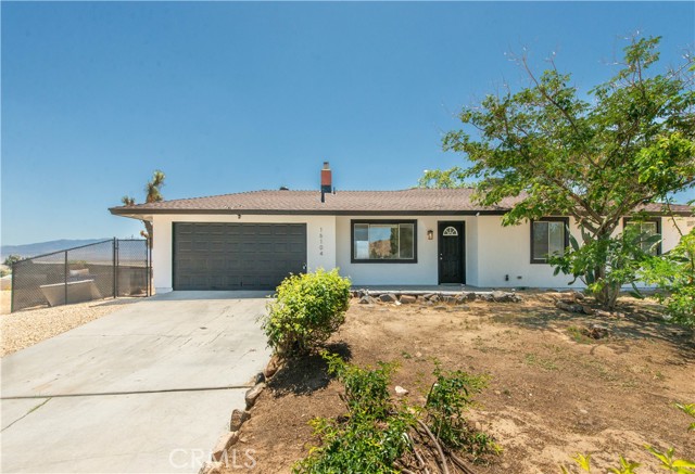 Detail Gallery Image 2 of 37 For 16104 Stagecoach Ave, Palmdale,  CA 93591 - 3 Beds | 2 Baths