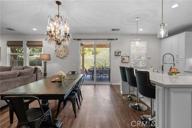 Detail Gallery Image 4 of 35 For 28821 Panorama Ct, Valencia,  CA 91354 - 4 Beds | 3 Baths