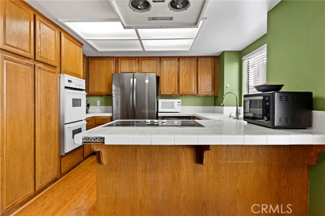 2512 Curtis Avenue, Redondo Beach, California 90278, 2 Bedrooms Bedrooms, ,2 BathroomsBathrooms,Residential,Sold,Curtis,SB23119395