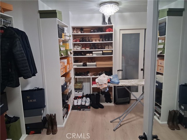 Detail Gallery Image 15 of 47 For 2494 Marsha Ct, Riverside,  CA 92506 - 4 Beds | 3/1 Baths