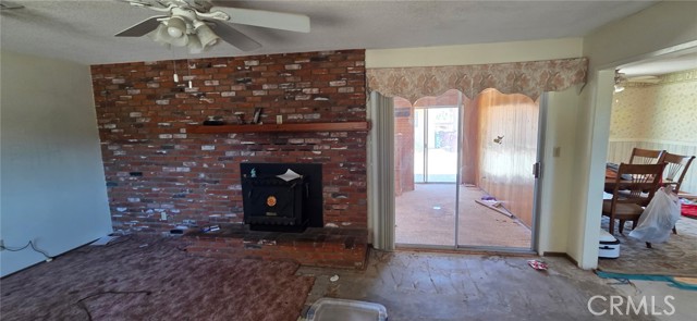 Detail Gallery Image 4 of 14 For 56994 Crestview Dr, Yucca Valley,  CA 92284 - 2 Beds | 1/1 Baths