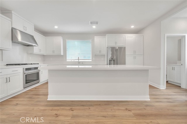 6 Crown Point Drive, Rancho Mission Viejo CA: https://media.crmls.org/medias/9384527b-3eaf-4d49-9cc0-f401f3d1d131.jpg