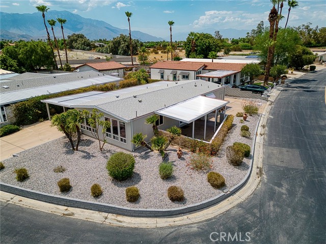 Detail Gallery Image 5 of 32 For 38445 Desert Greens Dr, Palm Desert,  CA 92260 - 2 Beds | 2 Baths