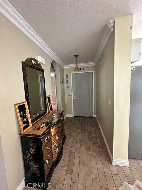 11548 Oak Street, Apple Valley CA: https://media.crmls.org/medias/938557e8-6c7d-4b57-aab2-cafd393fc325.jpg