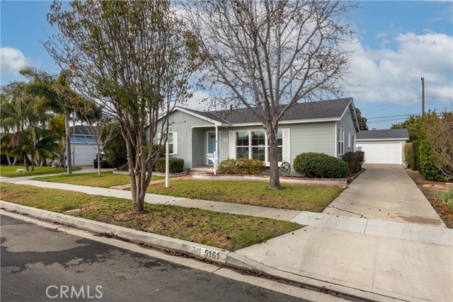 5161 27th Street, Long Beach, California 90815, 3 Bedrooms Bedrooms, ,1 BathroomBathrooms,Single Family Residence,For Sale,27th,PW25020317