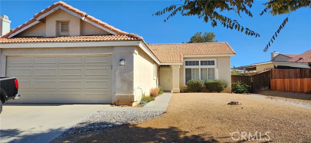 Detail Gallery Image 1 of 4 For 13119 Oberlin Ave, Victorville,  CA 92392 - 2 Beds | 2 Baths