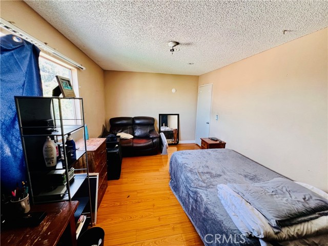 Detail Gallery Image 27 of 39 For 2019 E Piru St, Compton,  CA 90222 - 3 Beds | 1/1 Baths