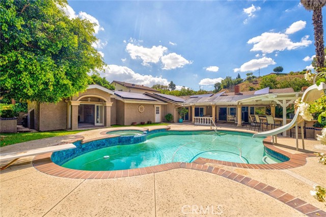 Detail Gallery Image 35 of 37 For 2504 Sarandi Grande, Hacienda Heights,  CA 91745 - 4 Beds | 3/1 Baths