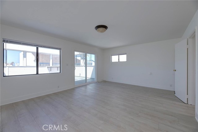 Detail Gallery Image 34 of 40 For 931 Manhattan Ave, Hermosa Beach,  CA 90254 - – Beds | – Baths