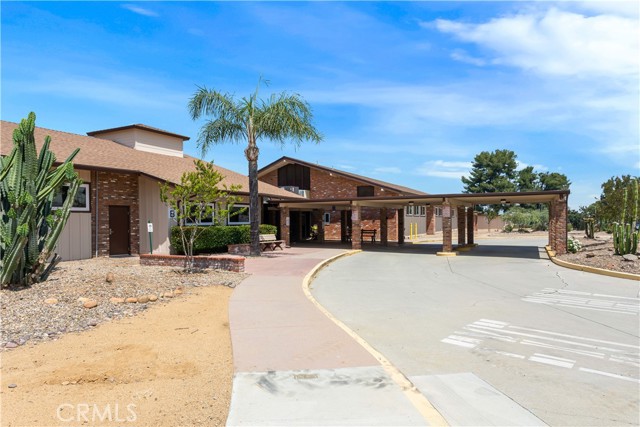 28001 Winged Foot Drive, Menifee CA: https://media.crmls.org/medias/9386e539-24d3-4209-81c6-addf6a98bd25.jpg