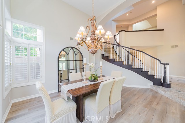 Detail Gallery Image 7 of 35 For 27860 Mount Shasta Way, Yorba Linda,  CA 92887 - 5 Beds | 3/1 Baths