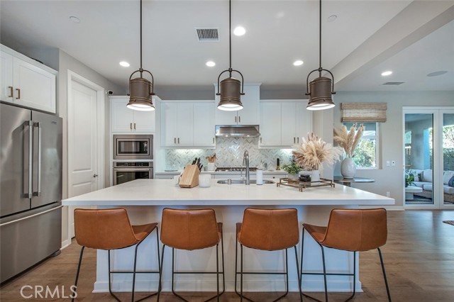 93876827 7d6c 4036 81e2 E52555475dce