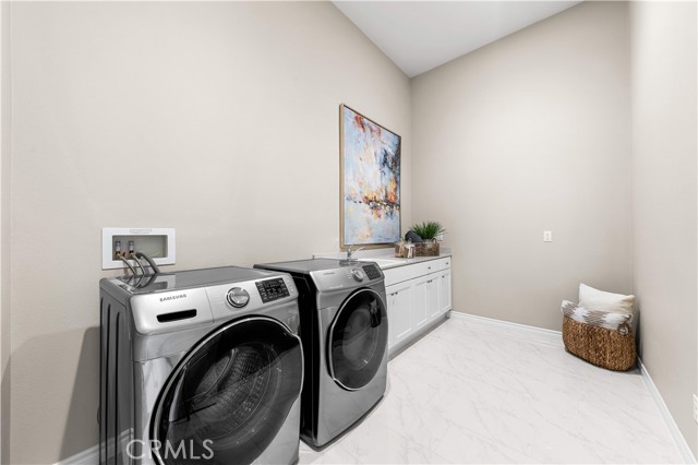 Detail Gallery Image 55 of 67 For 102 Derailer, Irvine,  CA 92618 - 4 Beds | 4/1 Baths