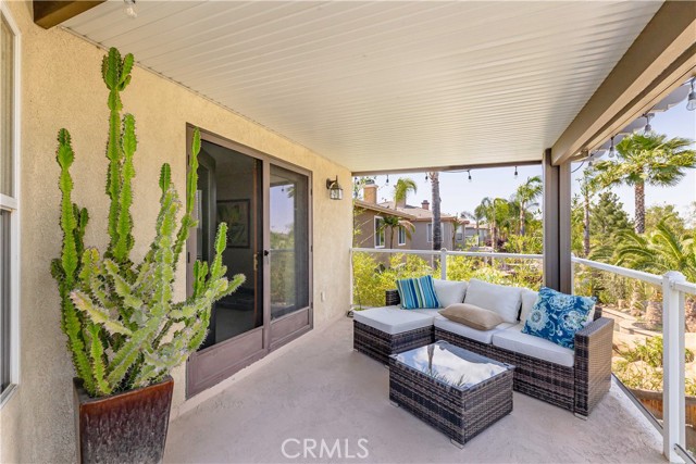 17 Ponte Brava, Lake Elsinore CA: https://media.crmls.org/medias/9387956c-fe32-46dc-9f16-d1f65fa290ad.jpg