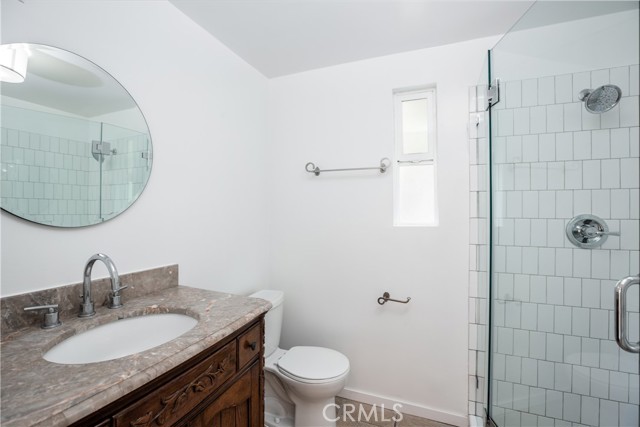 Detail Gallery Image 22 of 27 For 5219 San Feliciano Dr, Woodland Hills,  CA 91364 - 6 Beds | 4 Baths