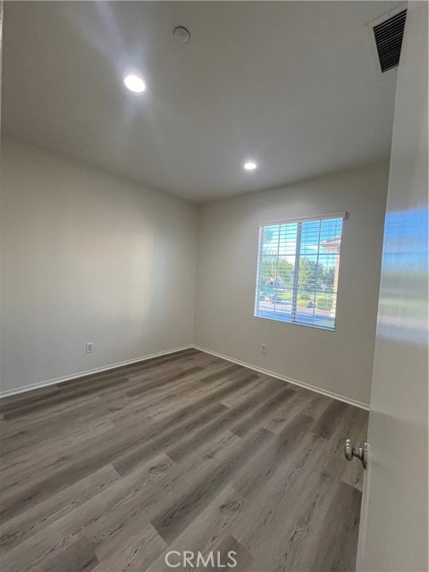 Detail Gallery Image 8 of 25 For 11309 Parkdale, Riverside,  CA 92505 - 4 Beds | 2/1 Baths