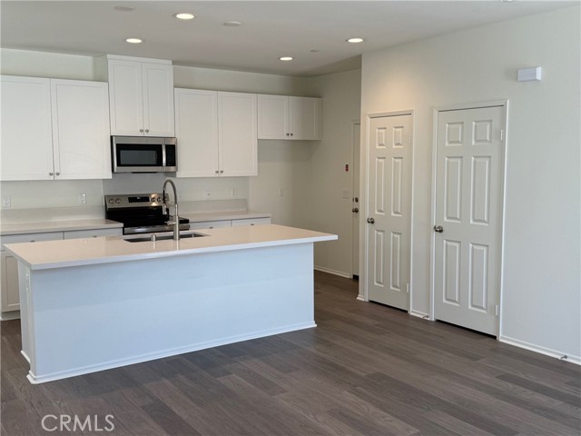 2255 Spring Meadow Court, San Bernardino CA: https://media.crmls.org/medias/938a7157-f362-4493-ab07-707fcfe410f3.jpg