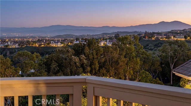 Detail Gallery Image 50 of 59 For 31 Saint Tropez, Newport Beach,  CA 92660 - 4 Beds | 3 Baths