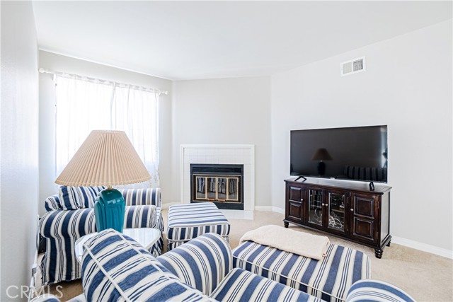 Detail Gallery Image 47 of 66 For 2971 Plaza Del Amo #201,  Torrance,  CA 90503 - 2 Beds | 2/1 Baths