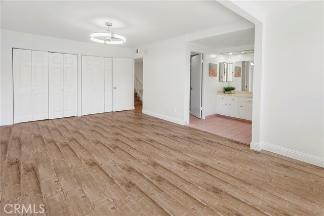 Image 15 of 34 For 4738 La Villa Marina  H