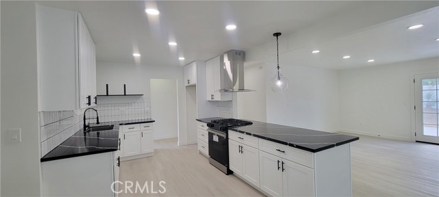 25361 Cottage Avenue, Loma Linda CA: https://media.crmls.org/medias/938b4e70-d8e3-402c-bab1-9139ea883864.jpg