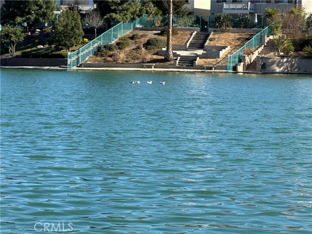 25855 Lake Shore Ln, Moreno Valley CA: https://media.crmls.org/medias/938bc5f5-eac0-4f3d-8a0d-787b5ac77767.jpg