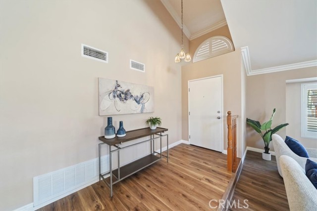 Detail Gallery Image 8 of 41 For 17927 via La Cresta, Chino Hills,  CA 91709 - 4 Beds | 3 Baths