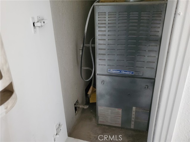 Detail Gallery Image 13 of 13 For 9614 Graham, Los Angeles,  CA 90002 - – Beds | – Baths