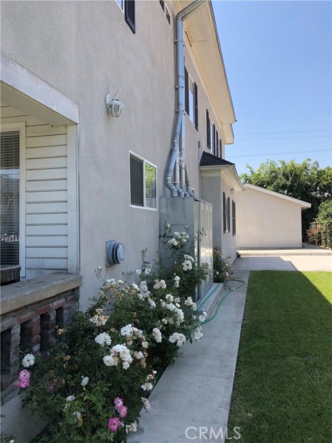 Detail Gallery Image 34 of 38 For 956 E 43rd, Los Angeles,  CA 90011 - 2 Beds | 1 Baths