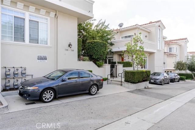 Detail Gallery Image 34 of 46 For 763 E Olive Ave, Burbank,  CA 91501 - 3 Beds | 2/1 Baths