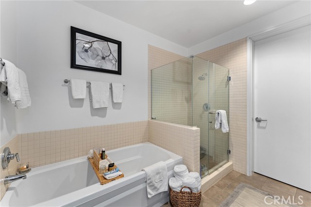 Detail Gallery Image 24 of 42 For 801 S Grand Ave #1404,  Los Angeles,  CA 90017 - 1 Beds | 1 Baths