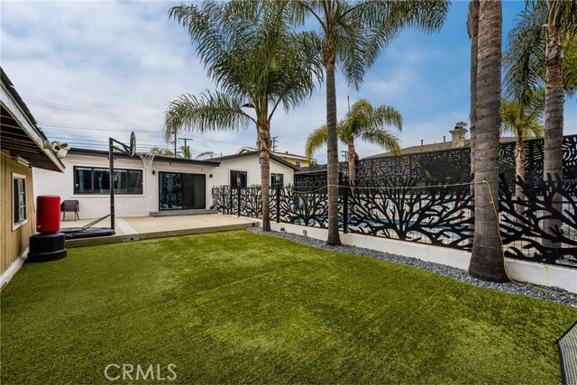 23118 Pennsylvania Avenue, Torrance CA: https://media.crmls.org/medias/9391f197-a3f4-4dd7-b479-f8c3b1f64489.jpg