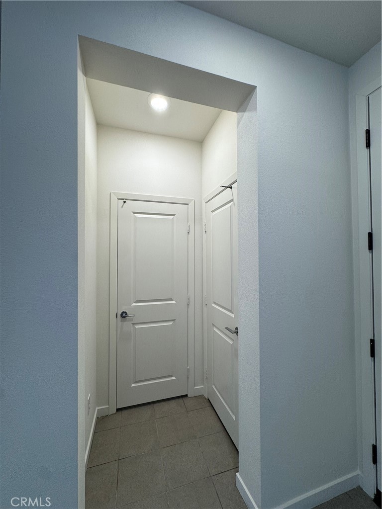 https://media.crmls.org/medias/939250f4-df2a-4231-a8dc-3b27ceb9f960.jpg?preset=X-Large