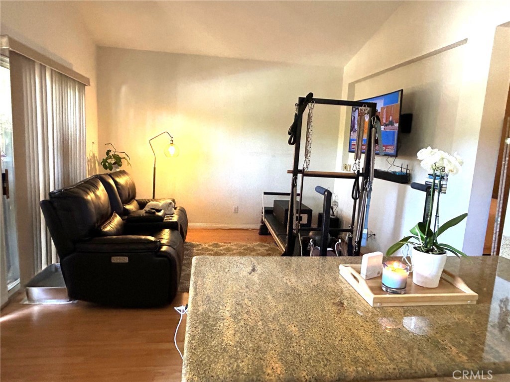 MLS #OC25165777 image #3