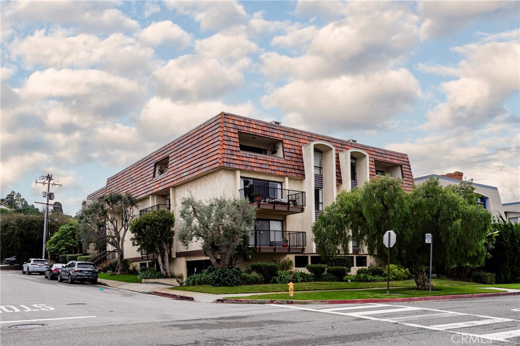 2201 Via Carrillo #1A