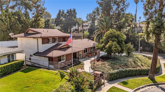 Detail Gallery Image 26 of 38 For 1317 Pacific St, Redlands,  CA 92373 - 4 Beds | 2/1 Baths