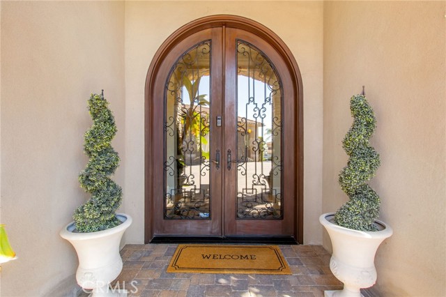 Detail Gallery Image 7 of 68 For 22928 San Joaquin, Canyon Lake,  CA 92587 - 4 Beds | 4/2 Baths