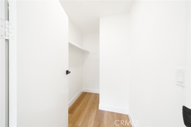 Detail Gallery Image 20 of 32 For 957 S Gramercy Dr #105,  Los Angeles,  CA 90019 - 2 Beds | 2 Baths