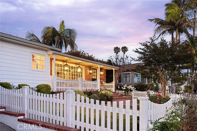 Detail Gallery Image 3 of 63 For 230 Esplanade, San Clemente,  CA 92672 - 4 Beds | 2 Baths