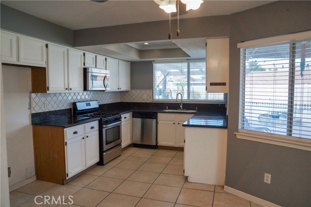 Detail Gallery Image 10 of 49 For 1621 Monterey Way, San Jacinto,  CA 92583 - 3 Beds | 2/1 Baths