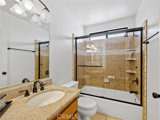 12596 Whispering Springs Road, Victorville CA: https://media.crmls.org/medias/93959dde-e486-4307-9f9a-dd1c948ca35d.jpg