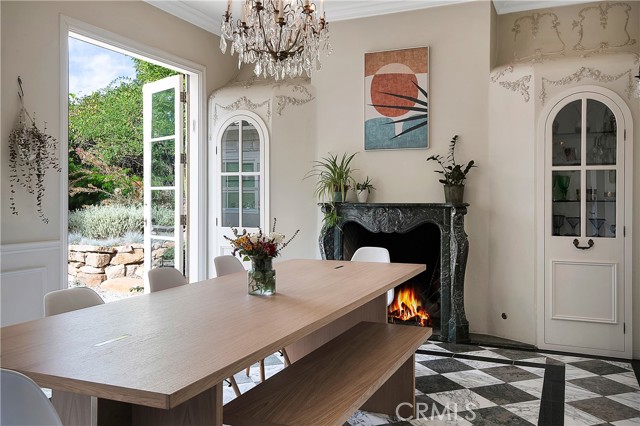 Detail Gallery Image 17 of 37 For 21149 Entrada Rd, Topanga,  CA 90290 - 6 Beds | 3/2 Baths