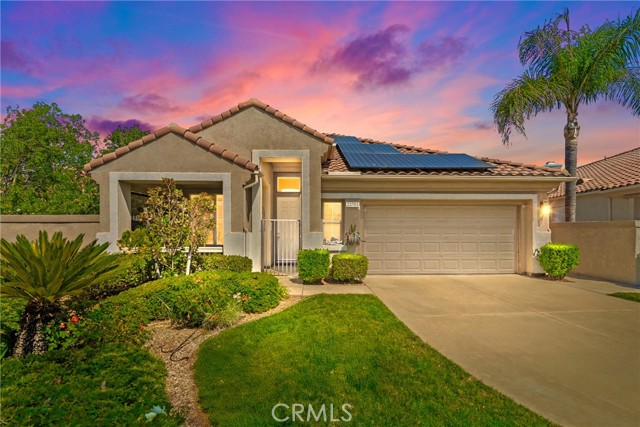 23785 Corte Carrio, Murrieta CA: https://media.crmls.org/medias/939658ea-6ba6-4f57-8e3f-01d48ec388d6.jpg