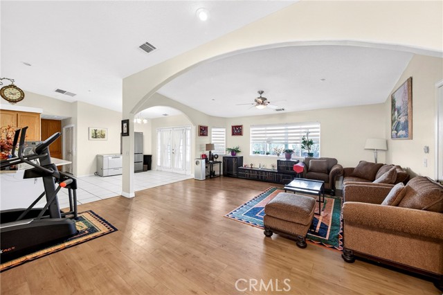 Detail Gallery Image 23 of 67 For 5635 Hollister, Phelan,  CA 92371 - 4 Beds | 3 Baths